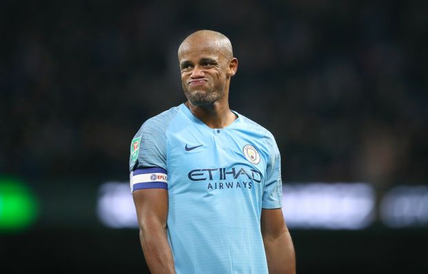 Vincent Kompany v dresu Manchesteru City Vincent Kompany v dresu Manchesteru City