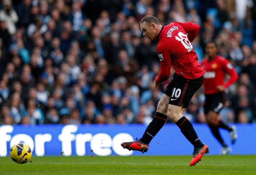 Rooney se trefil během prvního poločasu dvakrát