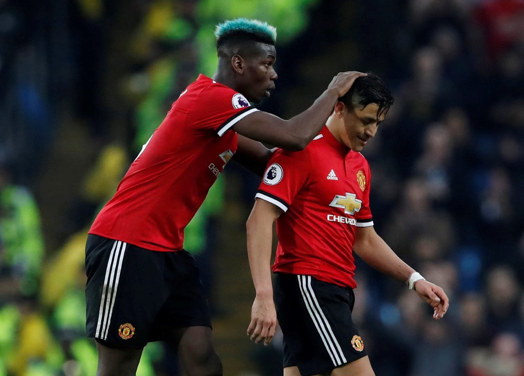 Paul Pogba a Alexis Sánchez, jedni z hrdinů Manchesteru United v derby proti City