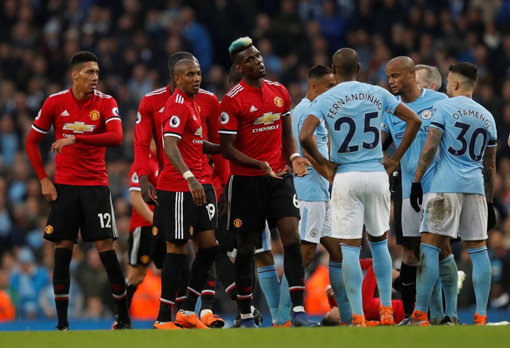 Vyhrocené anglické derby mezi Manchesterem United a Manchesterem City