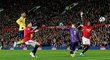 Pierre-Emerick Aubameyang z Arsenalu vyrovnává zápas s Manchesterem United na 1:1