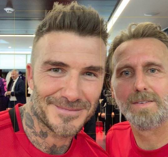 Karel Poborský si pořídil na utkání legend Manchesteru United a Bayernu Mnichov selfie s Davidem Beckhamem