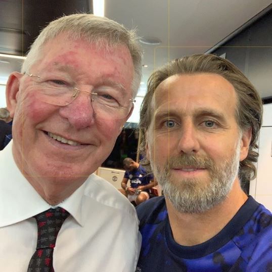 Karel Poborský si pořídil na utkání legend Manchesteru United a Bayernu Mnichov selfie s trenérem Alexem Fergusonem