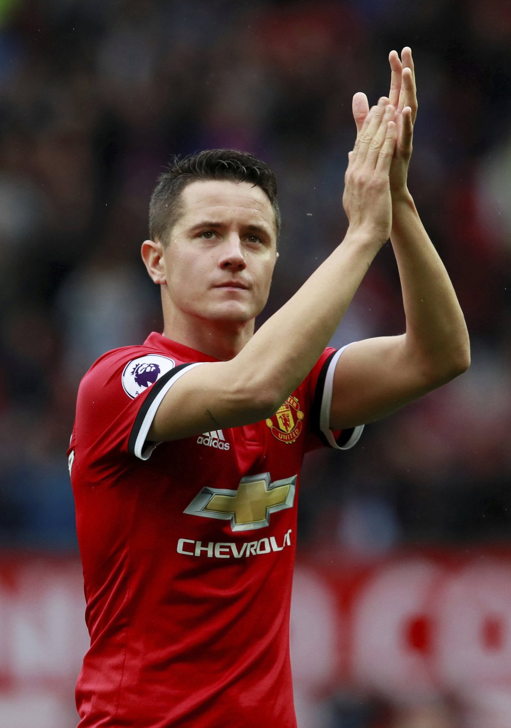 Ander Herrera děkuje nadšeným fanouškům Manchesteru