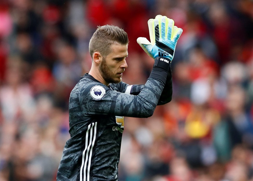 Španělský brankář David de Gea prodloužil smlouvu s Manchesterem United do června 2023