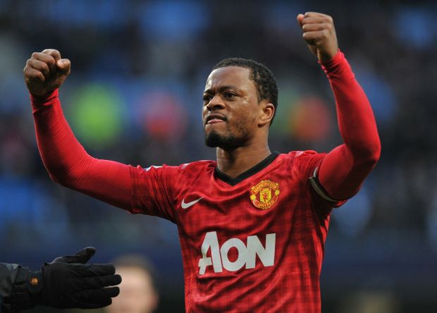 Patrice Evra v dresu Manchesteru United Patrice Evra v dresu Manchesteru United