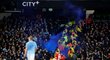 Fanoušci manchesteru city během pohárového derby s united