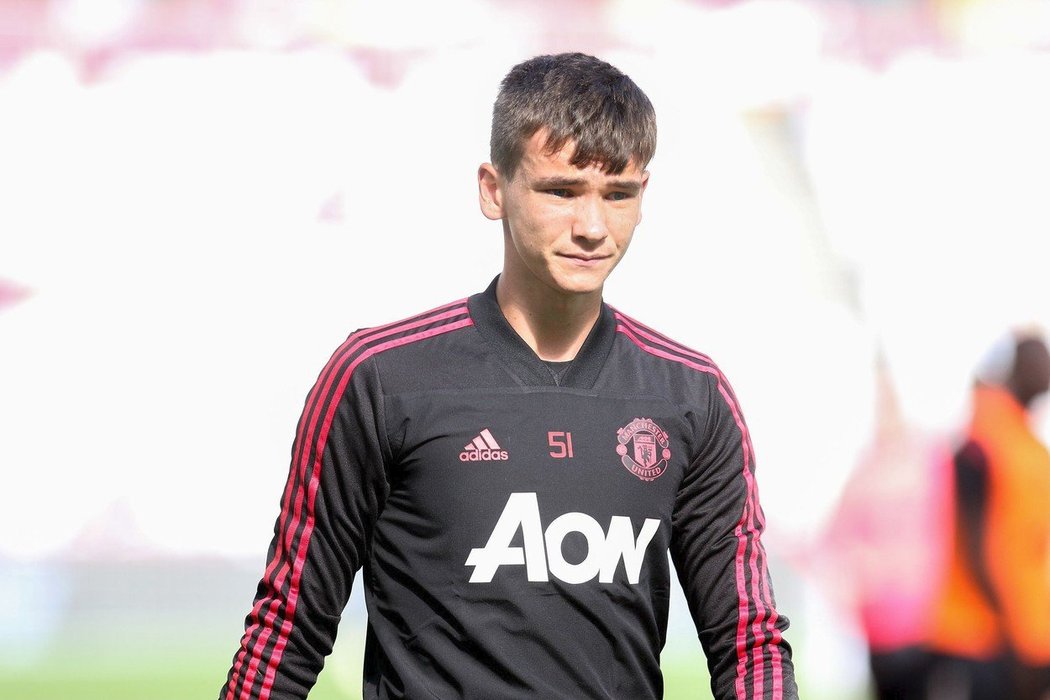 Osmnáctiletý Matěj Kovář si po necelém roce pobytu ve fotbalové akademii Manchesteru United vybudoval pozici brankářské jedničky v juniorském týmu