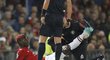 Záložník Manchesteru United Paul Pogba se zranil v utkání s Basilejí