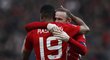 Rashfordovi ke gólů proti Readingu gratuloval i kapitán Manchesteru United Wayne Rooney