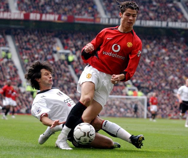 Cristiano Ronaldo v dresu Manchesteru United Cristiano Ronaldo v dresu Manchesteru United
