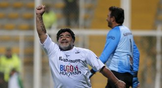 Náhrada za Blattera: Jordánský princ, Zico, či slavný Maradona?