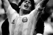 Diego Maradona zemřel krátce po 60. narozeninách