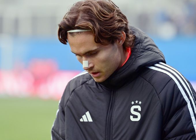 Jedno úterý vše změnilo… Solbakken má roztroušenou sklerózu, neviděl na jedno oko Jedno úterý vše změnilo… Solbakken má roztroušenou sklerózu, neviděl na jedno oko