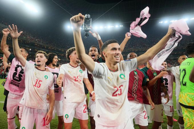 Nizozemsko - Maroko 1:1, na pen. 2:3. Afričané srovnali v nastavení, pak zvládli rozstřel Nizozemsko - Maroko 1:1, na pen. 2:3. Afričané srovnali v nastavení, pak zvládli rozstřel