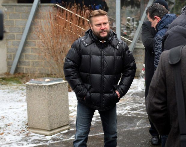 Martin Frýdek starší na pohřbu Pavla Srníčka Martin Frýdek starší na pohřbu Pavla Srníčka