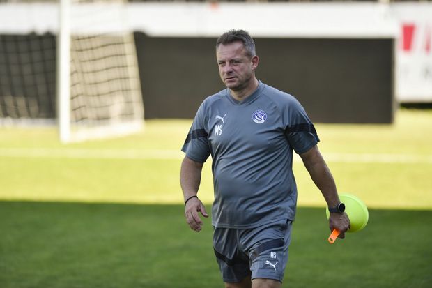 Šance Martina Svědíka na vedení reprezentace na letním ME v Německu se podle kuloárů limitně blíží nule Šance Martina Svědíka na vedení reprezentace na letním ME v Německu se podle kuloárů limitně blíží nule