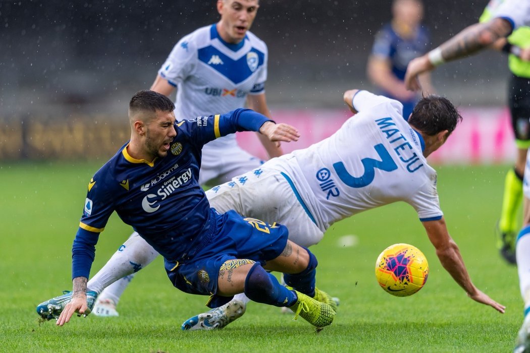 Český obránce Aleš Matějů v utkání italské Serie A v dresu Brescie