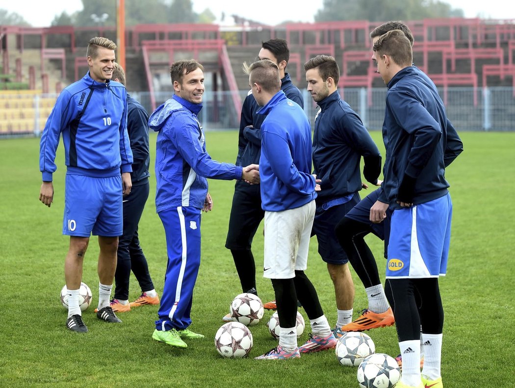 Miroslav Matušovič je hrajícím trenérem divizního Havířova. Na angažmá v Baníku Ostrava i pražské Spartě moc rád vzpomíná, do nejvyšší soutěže by se rád vrátil jako trenér.