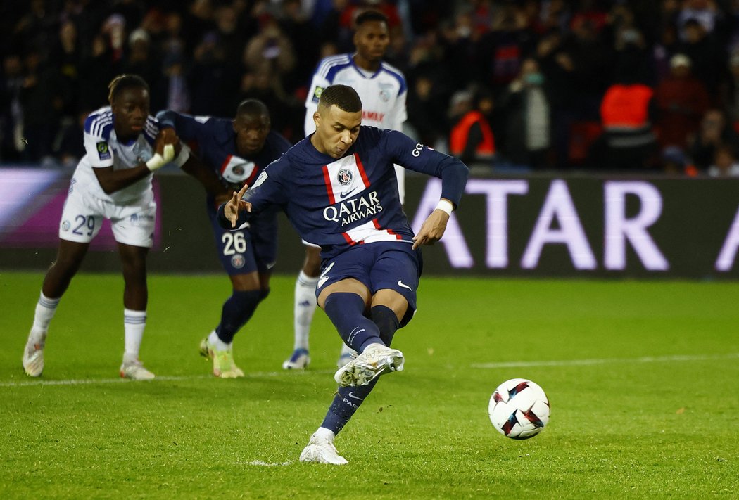 Kylian Mbappé rozhodl z penalty o výhře PSG