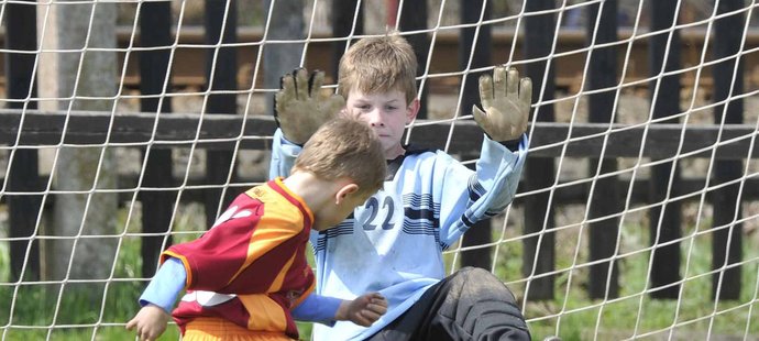 O fotbal je mezi dětmi stále větší zájem  (ilustrační foto)