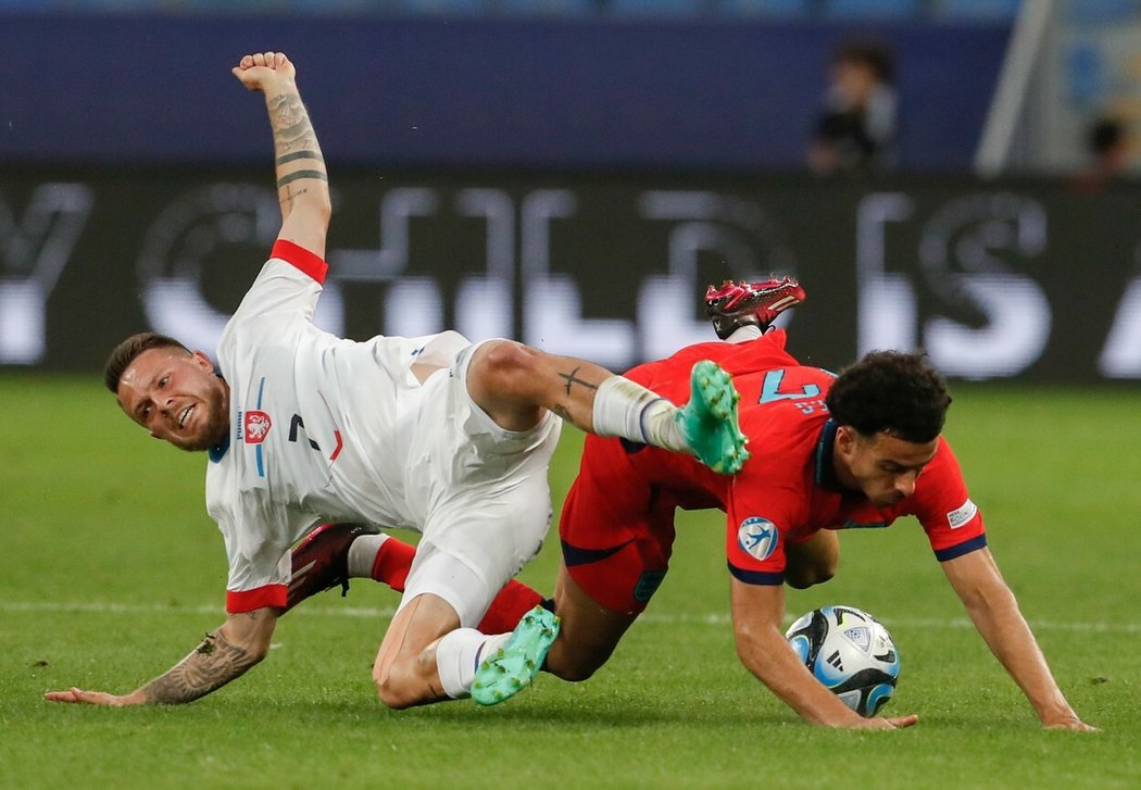 Vasil Kušej mohl na úvod EURO U21 nastřílet Anglii hattrick, ale neproměnil šance