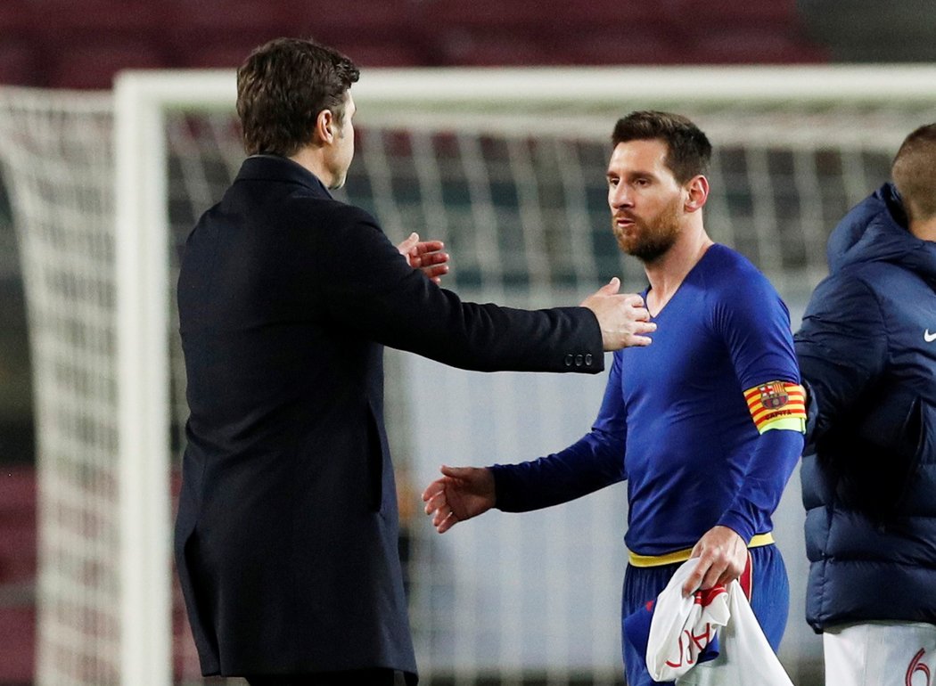 Argentinský útočník Lionel Messi a trenér Mauricio Pochettino se potkají v PSG