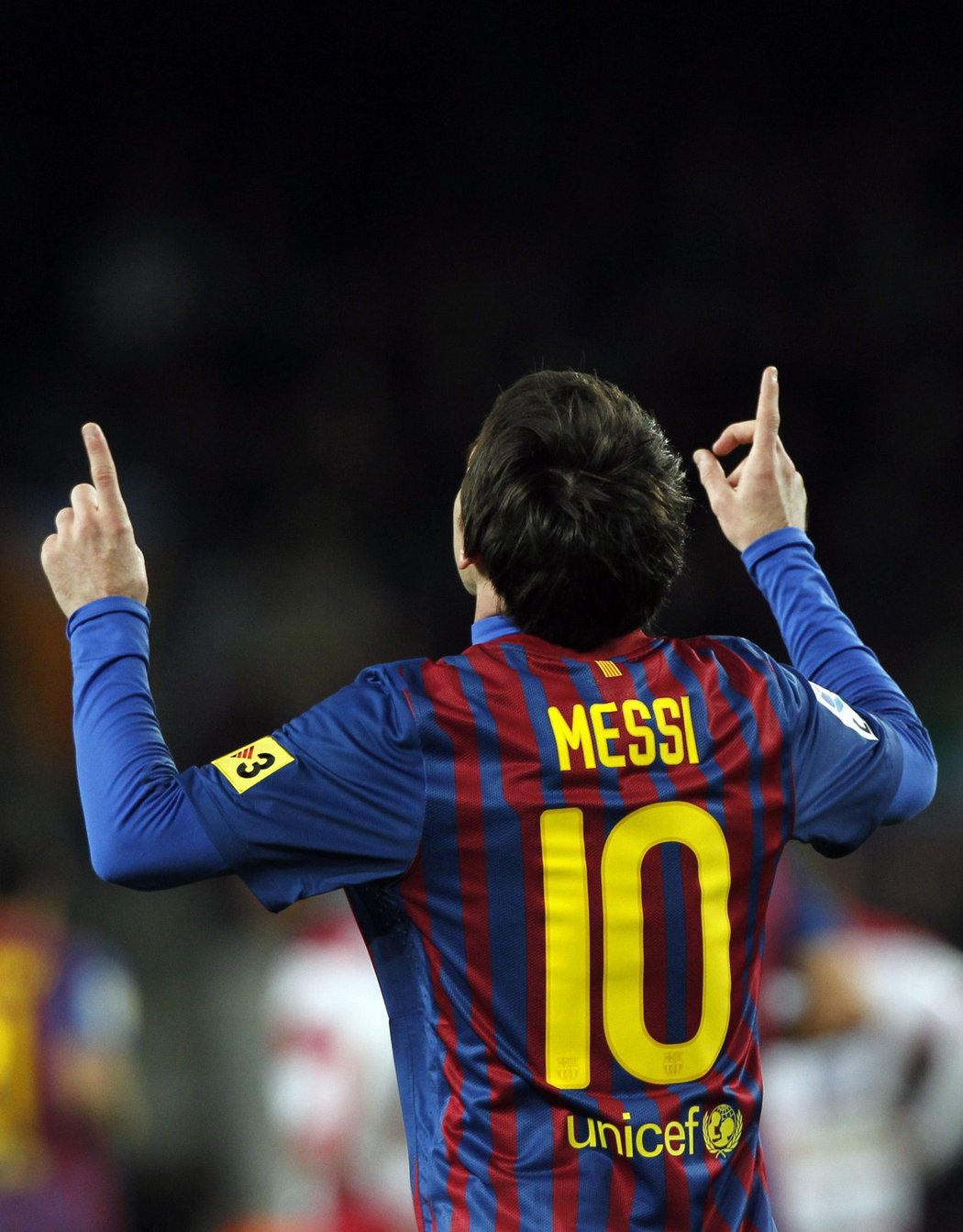 Víc než ten nahoře? Messi zůstává skromným chlapíkem, který na hřišti drtí všechny soupeře