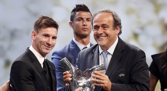 Messi převzal trofej, plánuje zlepšit penalty. Pozve si Panenku?