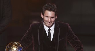 V nominaci na Zlatý míč je obhájce Messi, Petr Čech chybí