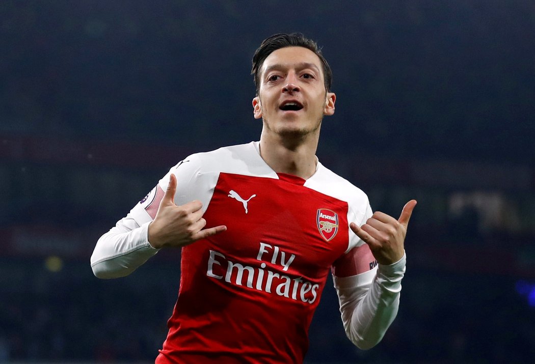 Mesut Özil opouští Arsenal