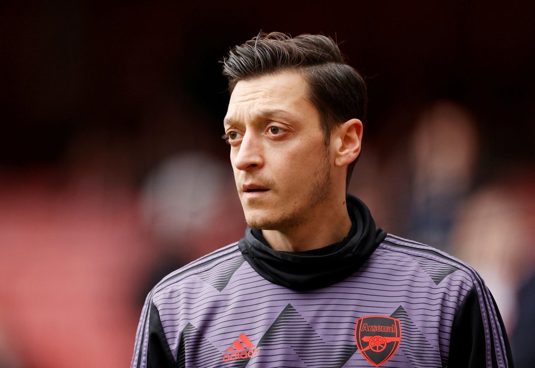 Mesut Özil opouští Arsenal