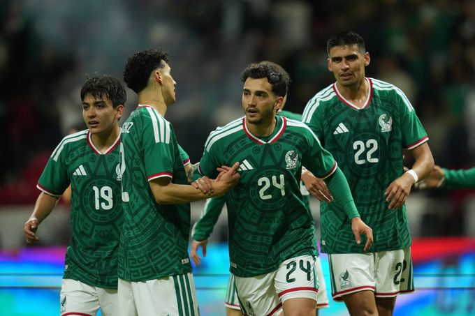 ONLINE: Mexiko - JAR. Potvrdí domácí roli favorita v úvodním utkání šampionátu? ONLINE: Mexiko - JAR. Potvrdí domácí roli favorita v úvodním utkání šampionátu?