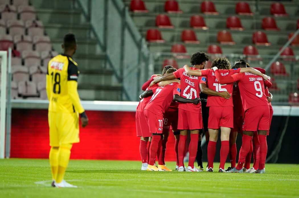 Fotbalisté Midtjyllandu porazili v 3. předkole Ligy mistrů Young Boys a v boji o základní skupinu vyzvou pražskou Slavii