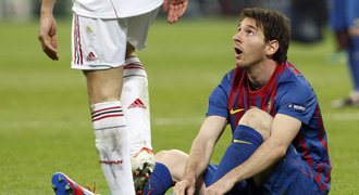 Barcelona se zlobí na rozhodčí. Měli nám odpískat dvě penalty!