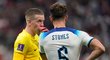 Jordan Pickford a John Stones