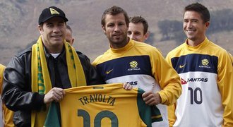 Herec Travolta učil tančit australské fotbalisty