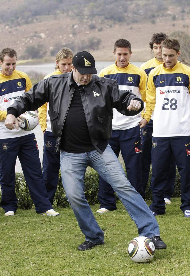 Takhle kope do míče Travolta. Takhle kope do míče Travolta.