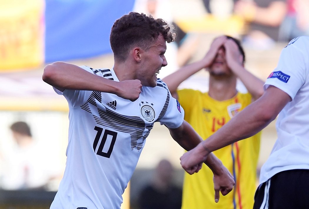 Německo je prvním finalistou mistrovství Evropy do 21 let. V semifinále si poradilo s Rumunskem, které porazilo 4:2