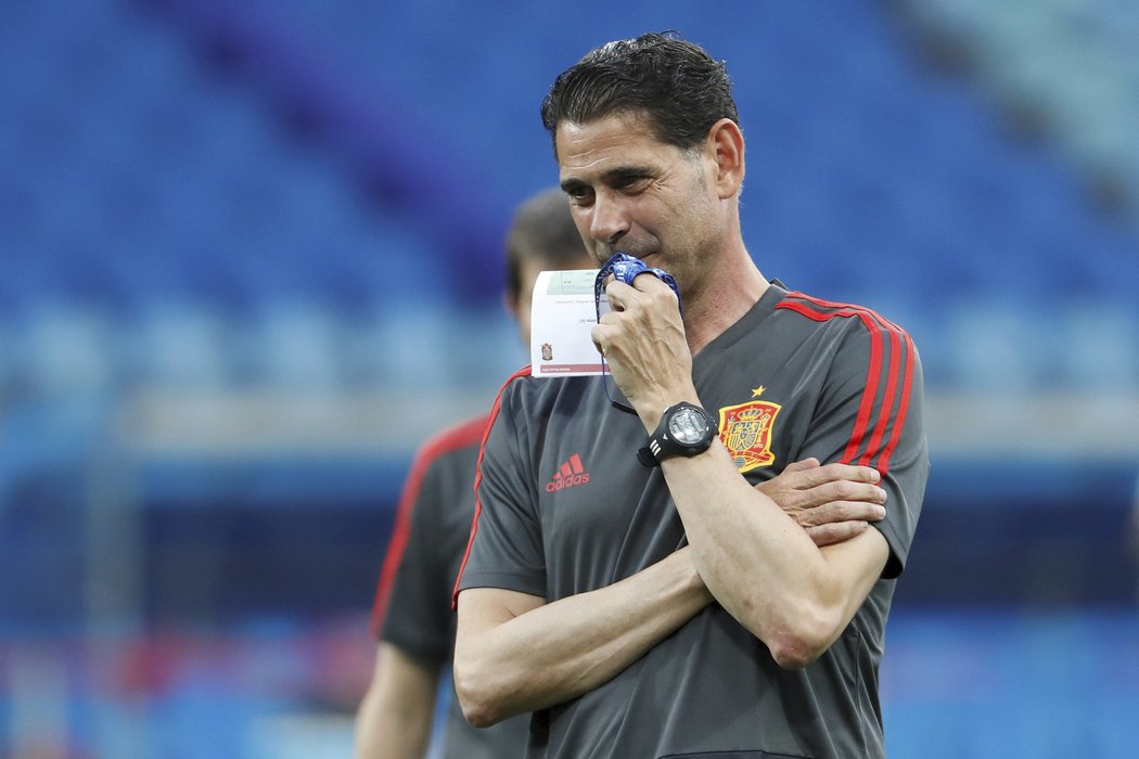 Fernando Hierro poprvé vedl trénink Španělů