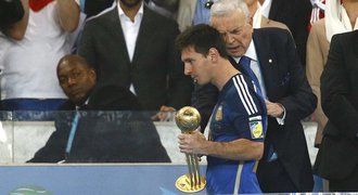 Špatný vtip?! Messi se (nejen) ve finále trápil, přesto dostal cenu