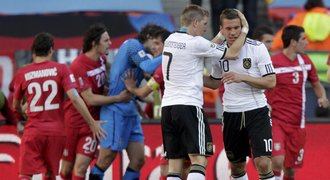 Červená a penalta: Polská klika potopila Německo