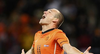 Bayern zuří: Robben je na dva měsíce mimo