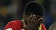 Asamoah Gyan smutní po neproměněné penaltě