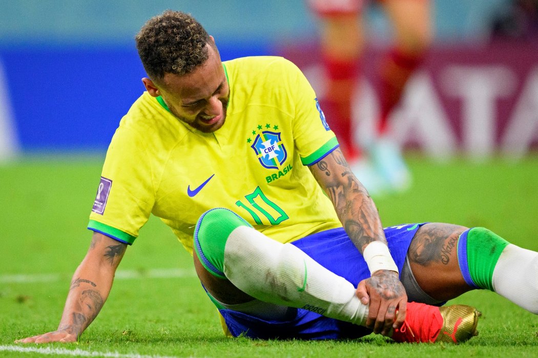 Smutný pohled na Neymara