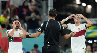 Pepe se vzteká na sudí: Dejte titul Argentině! Maročané nechtěli hrát