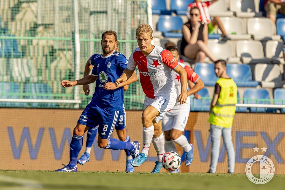 Mads Emil Madsen během debutu v lize proti Mladé Boleslavi