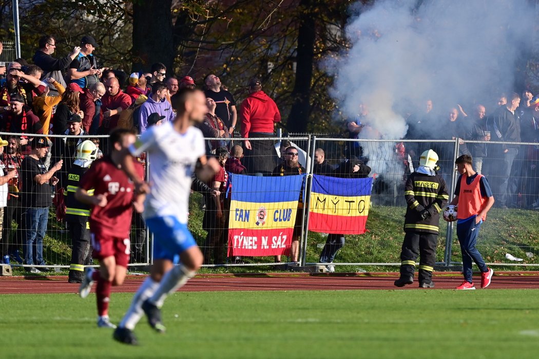Sparťanští fanoušci během zápasu