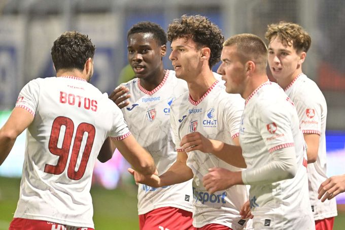 MOL Cup ONLINE: Pardubice - Baník 1:1. Srovnáno, hezkou akci zakončil Planka MOL Cup ONLINE: Pardubice - Baník 1:1. Srovnáno, hezkou akci zakončil Planka