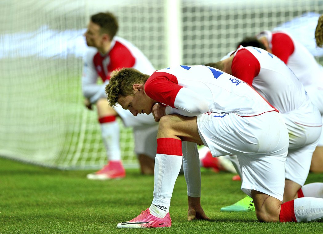 Slávisté po první prohře pod trenérem Šilhavým neskrývali zklamání